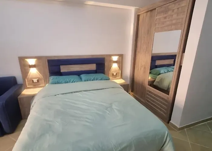 Florenza Khamsin Apartahotel
