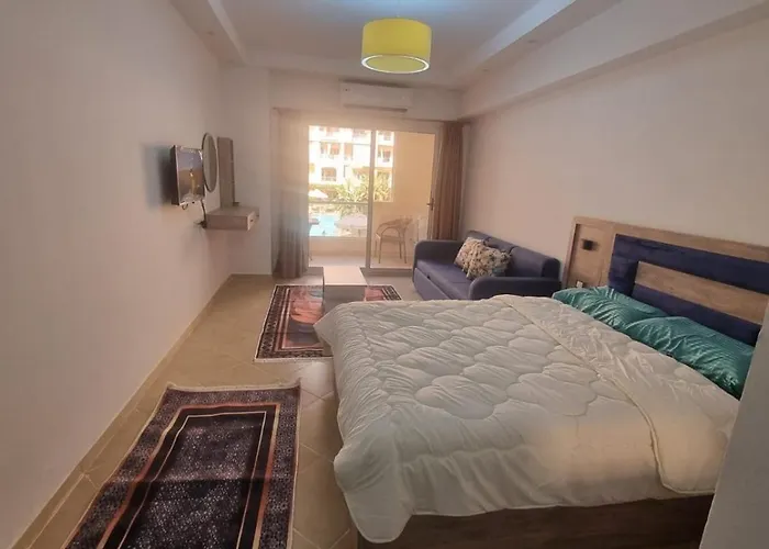 Florenza Khamsin Apartahotel